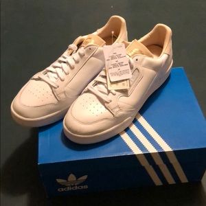 Adidas Continental 80!